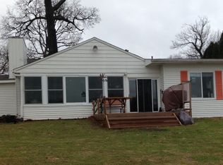 2352 Ventura Dr, Wolverine Lake, MI