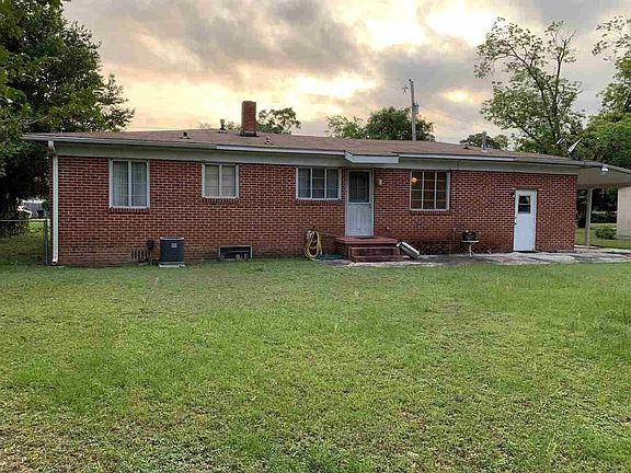 3rd image of 114 Pineda Ave