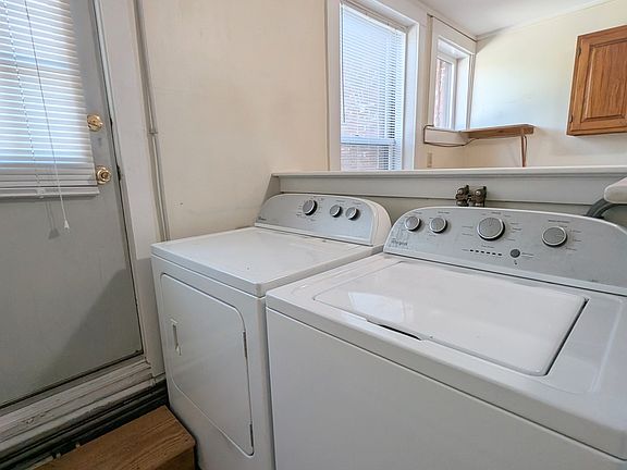4th image of 93 S Main St #E203