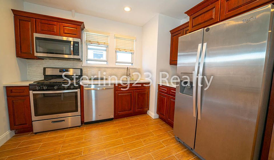1st image of 42-03 21st Ave #2R
