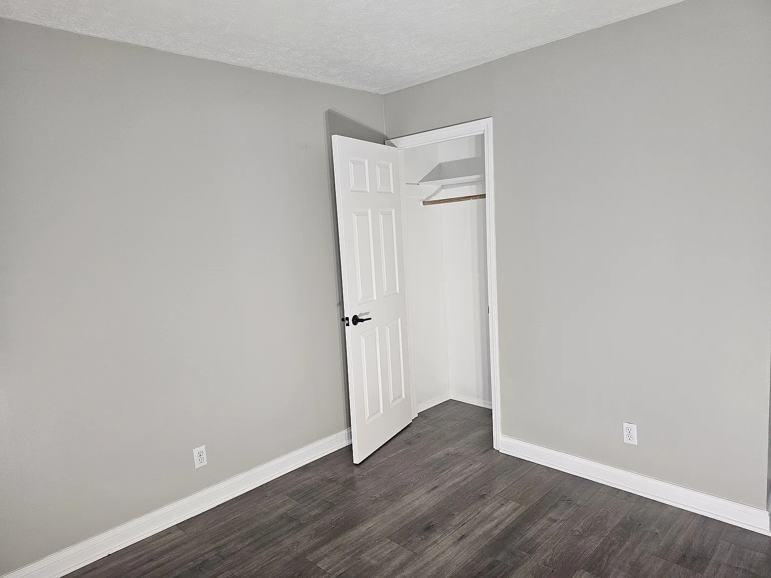 3 bed, 900 sqft, $1,550 — Photo 4