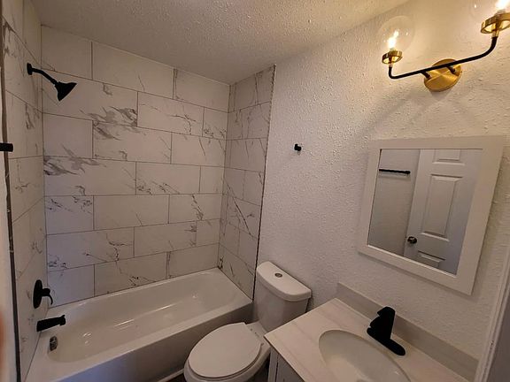 5th image of 1421 Ivy St