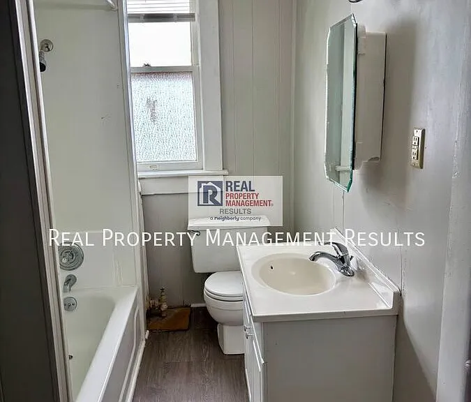 1363 Mesker Park Dr #D — Photo 9