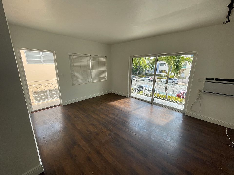 1st image of 1044 Pennsylvania Ave APT 9