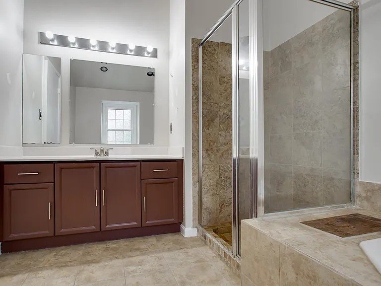 21707 Leatherleaf Cir — Photo 18
