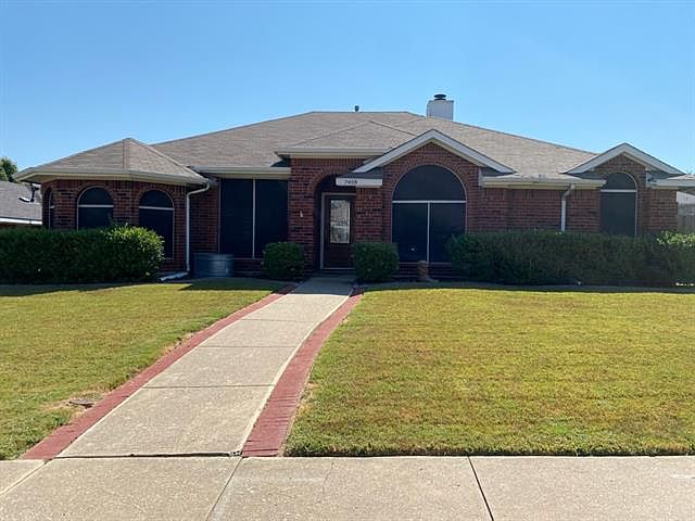 1st image of 2408 Buck Dr