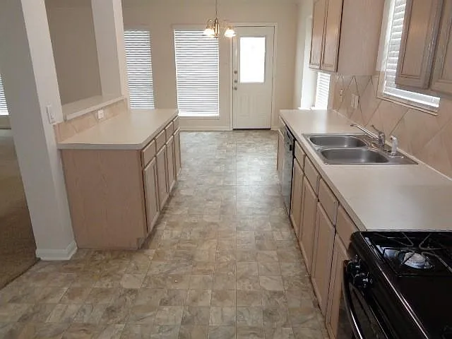 19323 Palmoral Dr — Photo 10