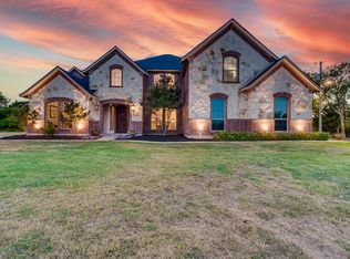 1531 N Walnut Grove Rd, Midlothian, TX 76065