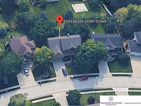 3rd image of 4305 N 139th St