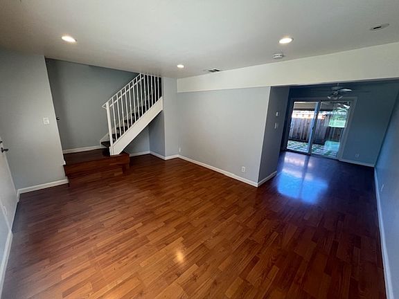4th image of 5453 Don Edmondo Ct