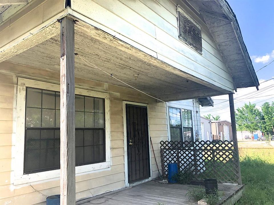1st image of 2101 Dallas St