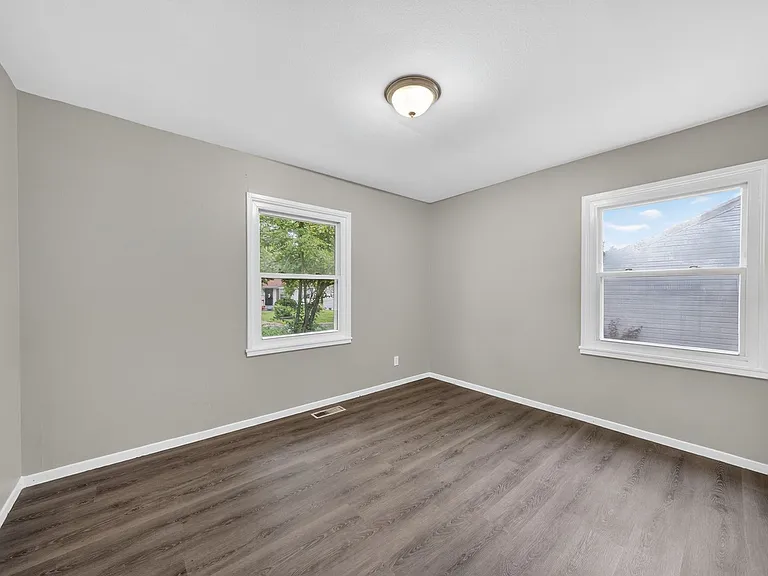 416 Crawford Rd — Photo 10