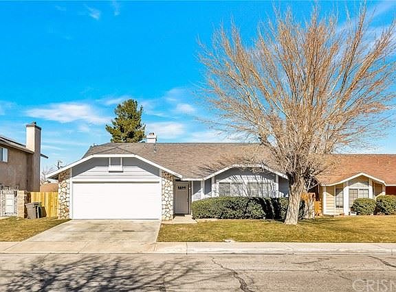 2nd image of 1207 E Avenue J7