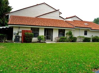 1800 Embassy Dr APT 117, West Palm Beach, FL 33401