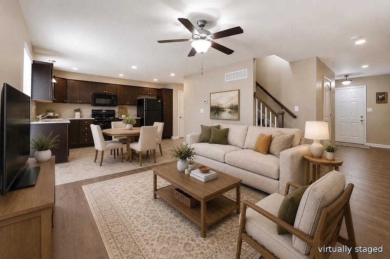 4 bed, 3.5 bath, 1946 sqft, $2,495 — Photo 4