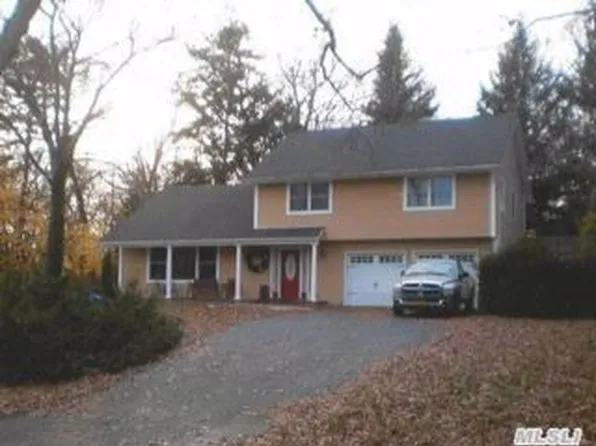 21 Landing Ln, Port Jefferson, NY 11777