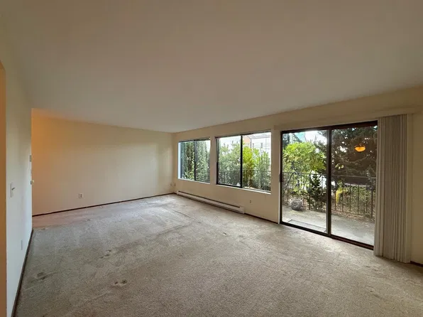 10014 Greenwood Ave N, Seattle, WA 98133