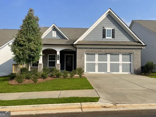 206 Hickory Bluffs Pkwy, Canton, GA 30114