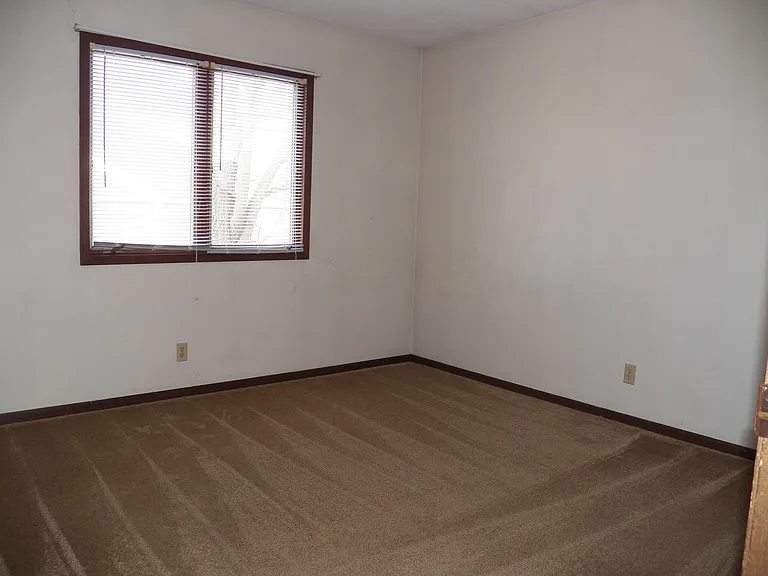1008 Bridgit Ct SE — Photo 12