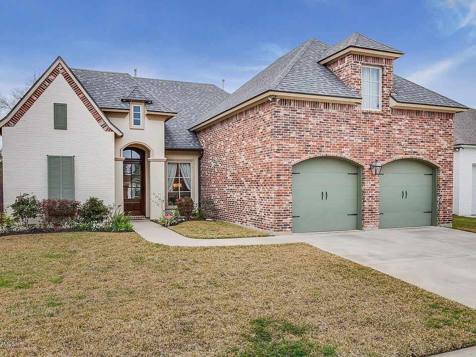 1st image of 203 Monterey Dr