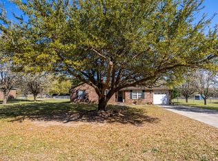 3643 Red Lane Rd, Dalzell, SC 29040