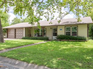 420 Leland St, Kerrville, TX 78028