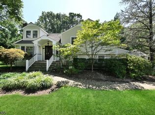 179 Coolidge Ter, Wyckoff, NJ 07481