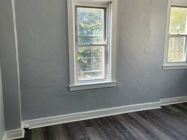 340 E Guilford St — Photo 18