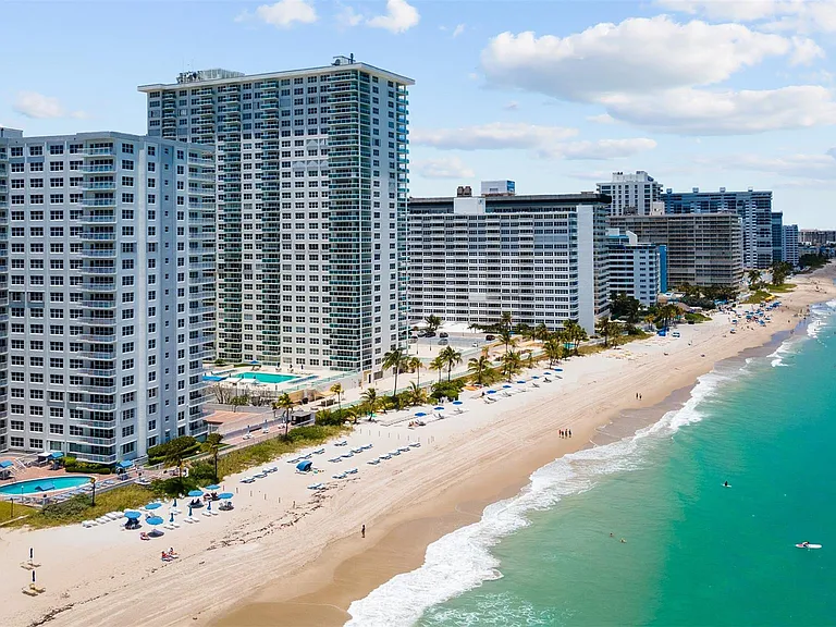 3850 Galt Ocean Dr #405 — Photo 35