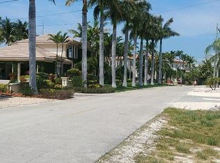 270 14th St, Key Colony Beach, FL 33051