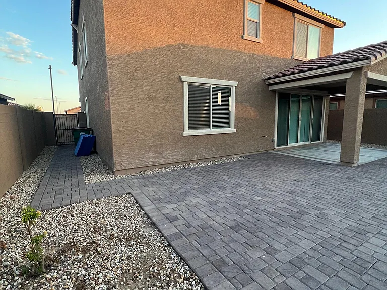 15726 W Jackson St — Photo 28