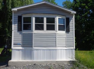 413 Saratoga Rd TRLR 202, Glenville, NY 12302