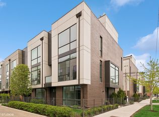 1908 N Campbell Ave, Chicago, IL 60647