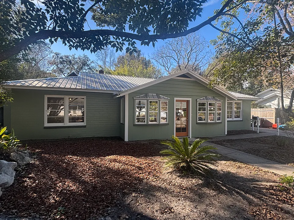1027 NW 11th Ave