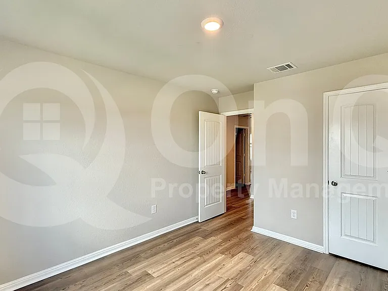 521 Otto Ave — Photo 22
