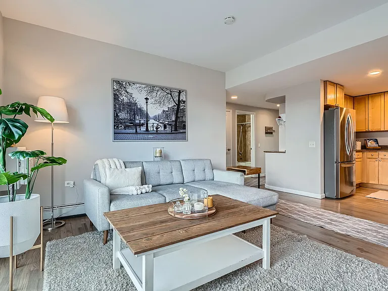 1150 Vine St #1006 — Photo 5
