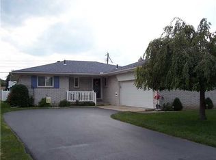 3214 N Eastmoreland Dr, Oregon, OH 43616