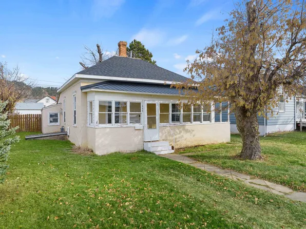 444 N 8th St, Spearfish, SD 57783