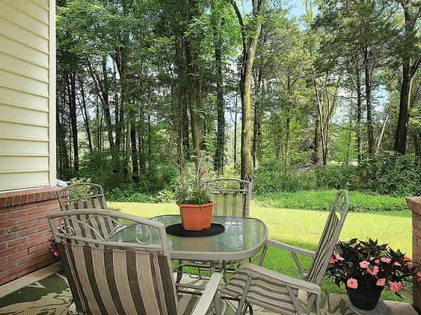 2104 Neville Ct, Somerset, NJ 08873