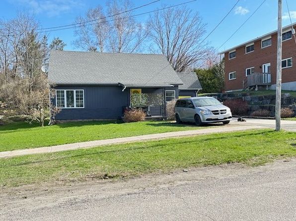 75 Waubeek St, Parry Sound, ON P2A 1C7
