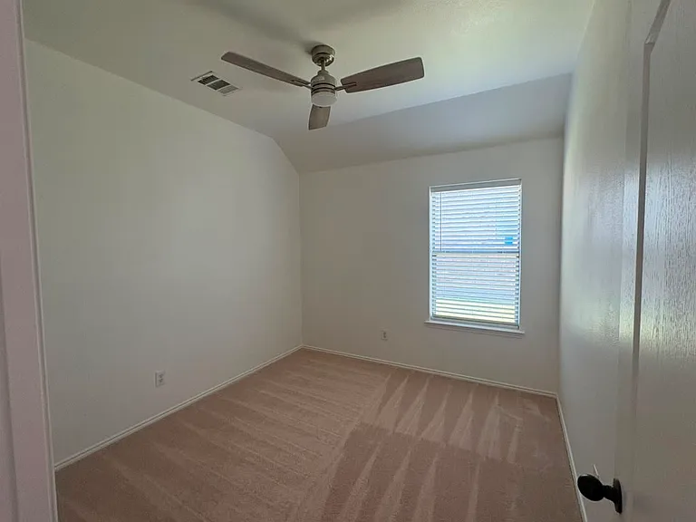 2533 Slalom Dr — Photo 12