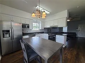 3 bed, 2.0 bath, 1267 sqft, $1,600 — Photo 4