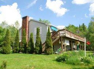 190 Twin Meadows Dr, Hyde Park, VT 05655