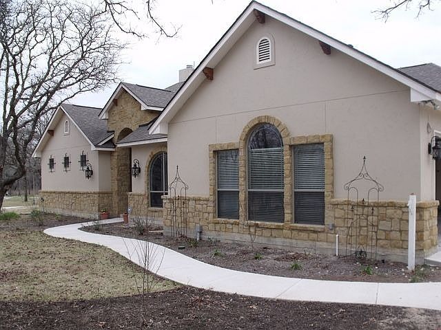 2nd image of 113 Legacy Cir