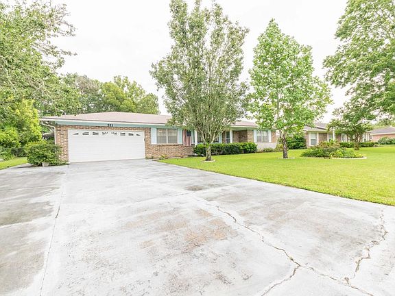 2nd image of 553 Cody Dr