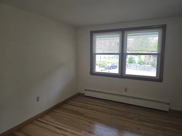 11 Guild St #2R — Photo 15