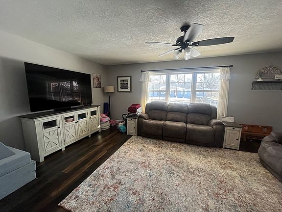 4th image of 1712 Fair St