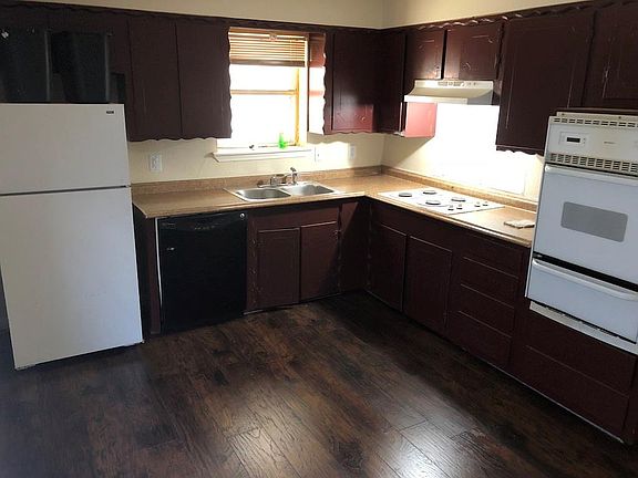 4th image of 8703 Ukiah Dr