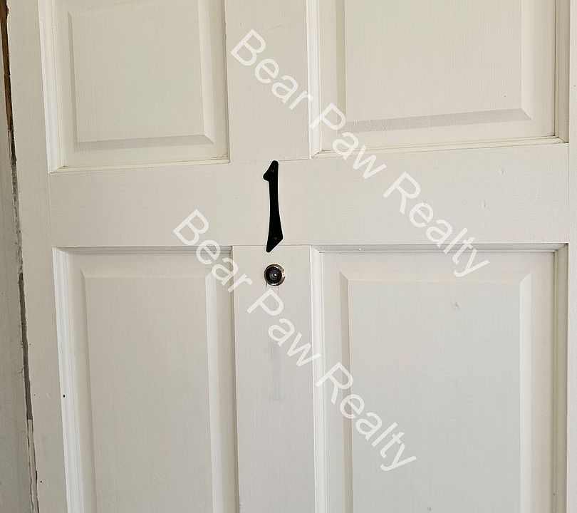 1st image of 2008 Van Lennen Ave #1
