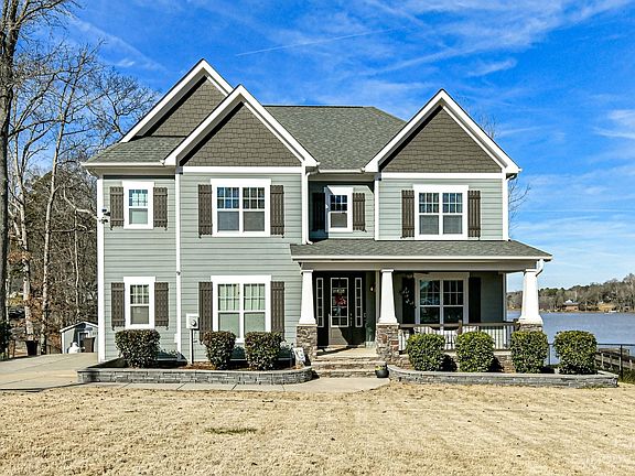 2nd image of 317 Paradise Cir